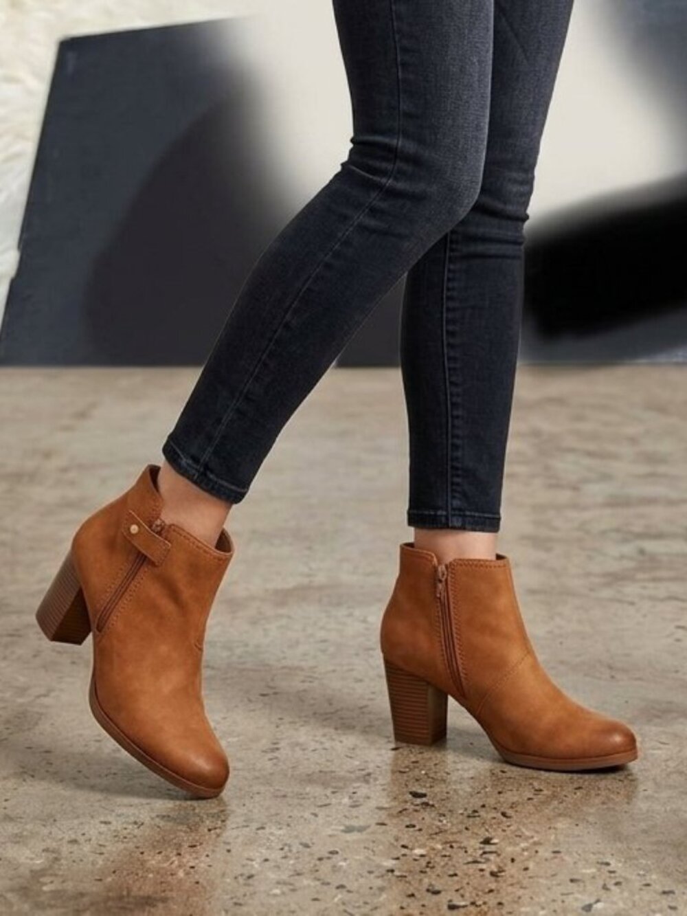 Women’s Clark’s Bayla Glow Zip Booties - Size 11